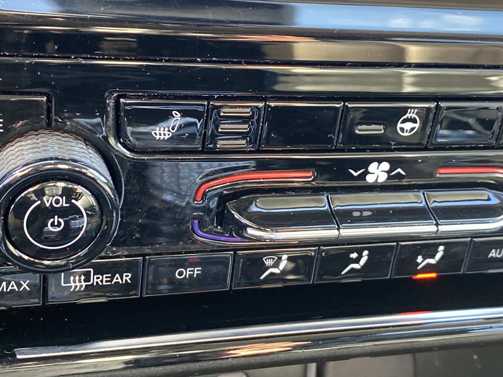 Certified 2023 Jeep Grand Cherokee Limited image 17