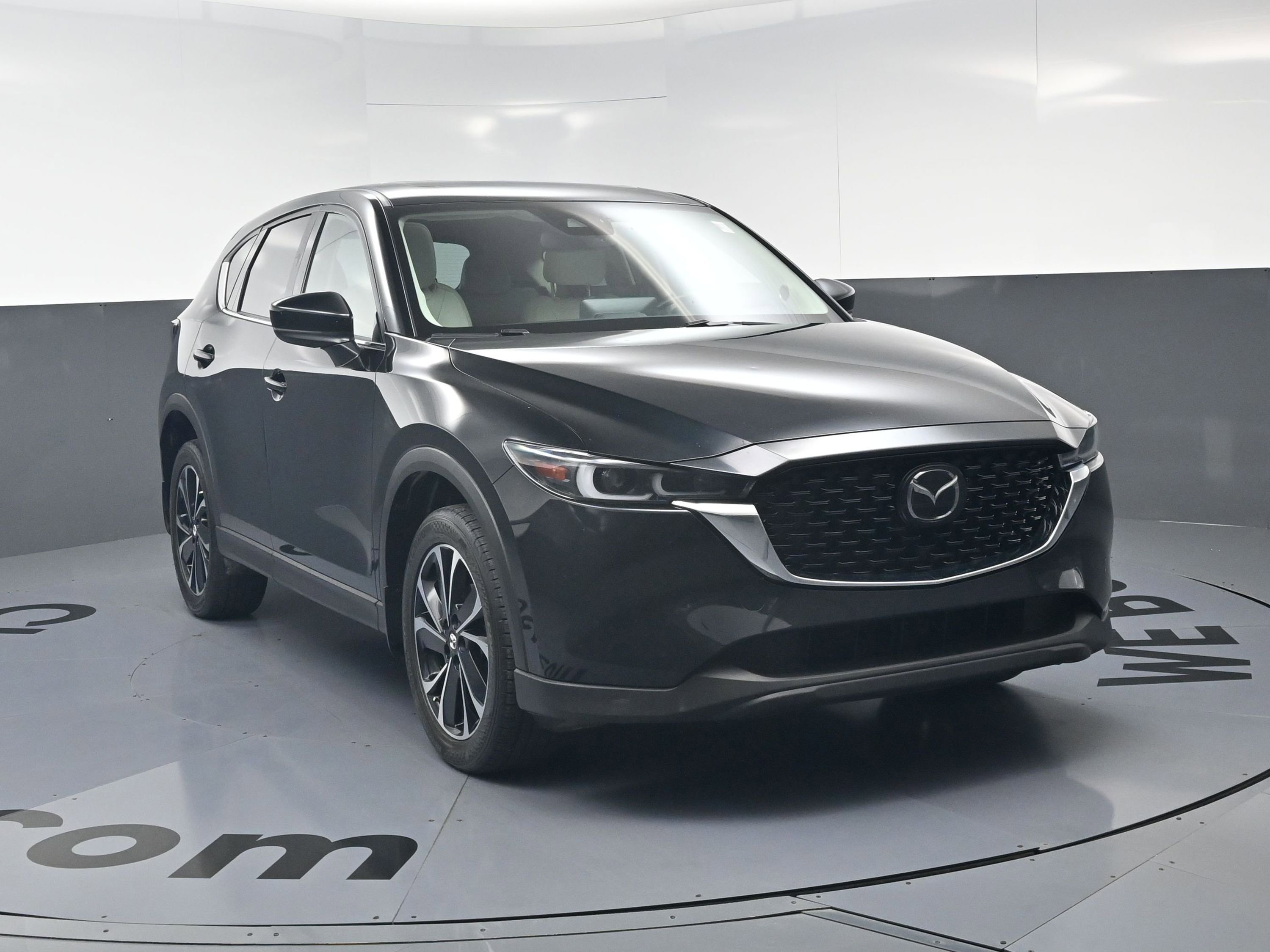 Used 2023 MAZDA CX-5 AWD 2.5 S w/ Premium Plus Pkg image 3
