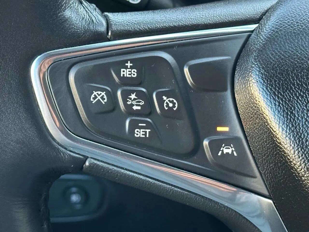 Used 2021 Chevrolet Equinox LT image 21