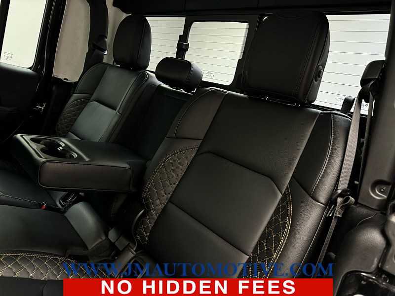 Used 2021 Jeep Gladiator Overland image 16