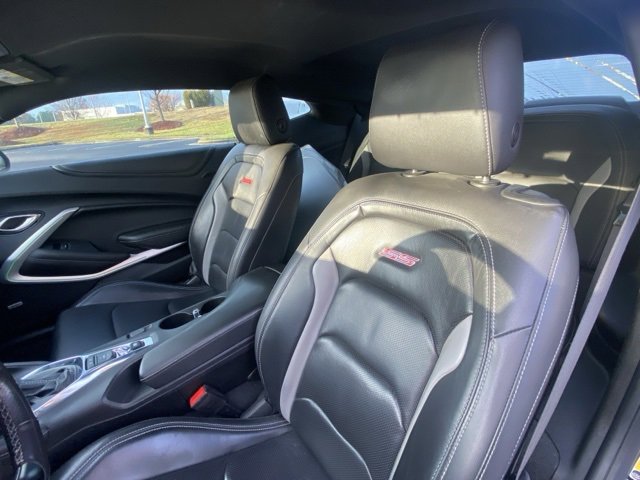 Used 2019 Chevrolet Camaro SS image 12