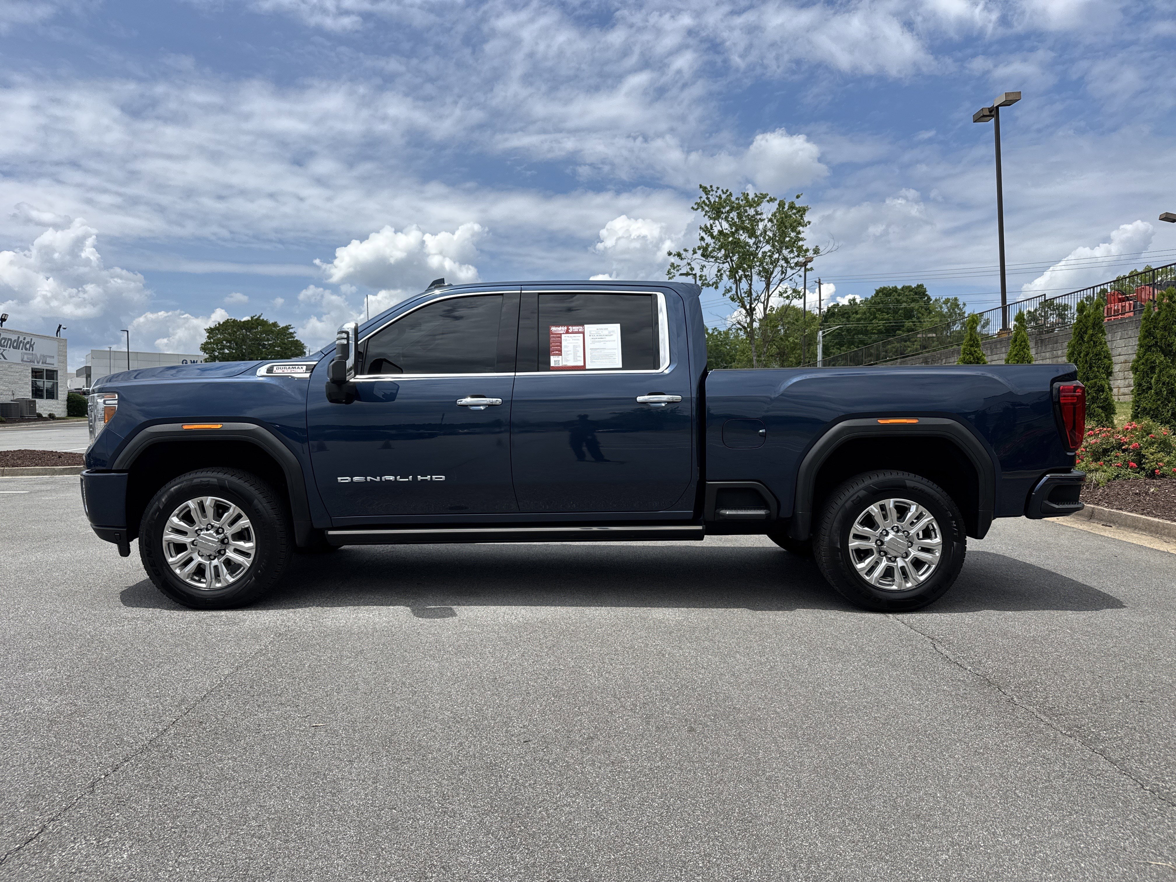 Used 2022 GMC Sierra 2500 Denali AWD/4WD image 7