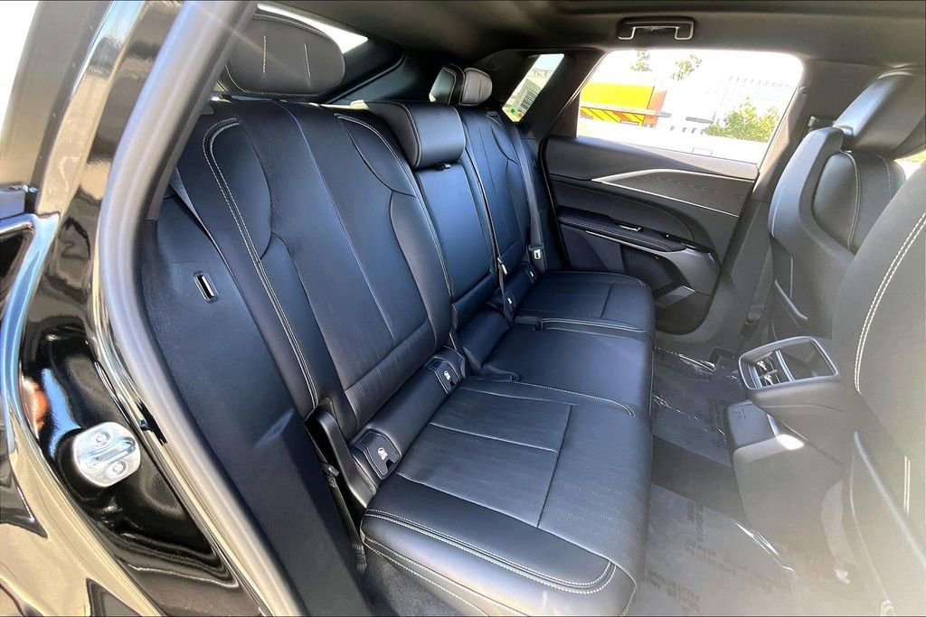 New 2026 Cadillac Lyriq Sport image 31