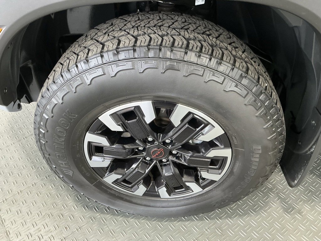 Used 2023 Nissan Frontier PRO-4X w/ Pro Convenience Package image 29