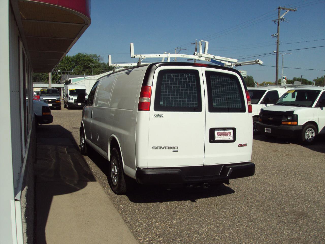 Used 2010 GMC Savana 1500 AWD image 5