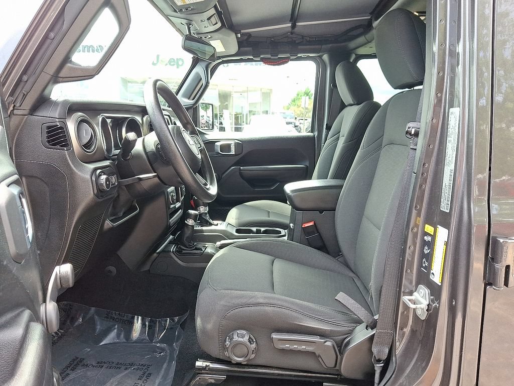 Used 2020 Jeep Wrangler Unlimited Sport AWD/4WD image 13
