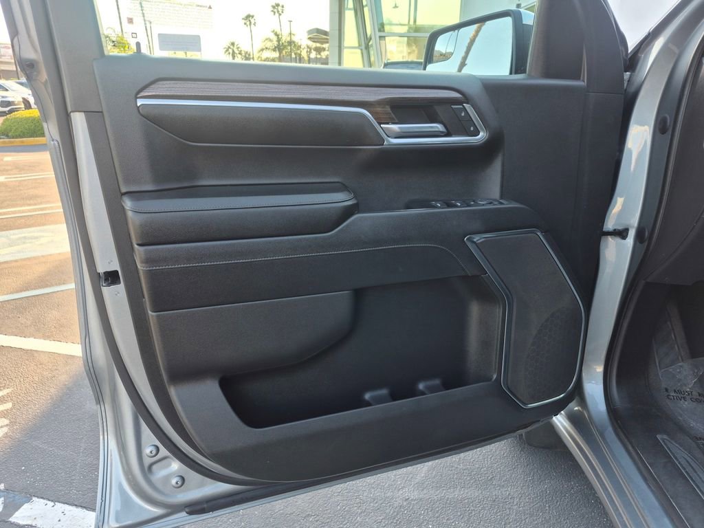 Used 2023 Chevrolet Silverado 1500 LT RWD image 11