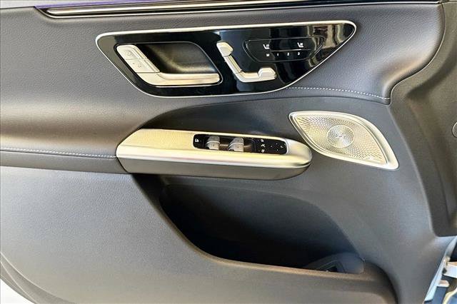 New 2026 Mercedes-Benz EQE 320 4MATIC SUV image 16