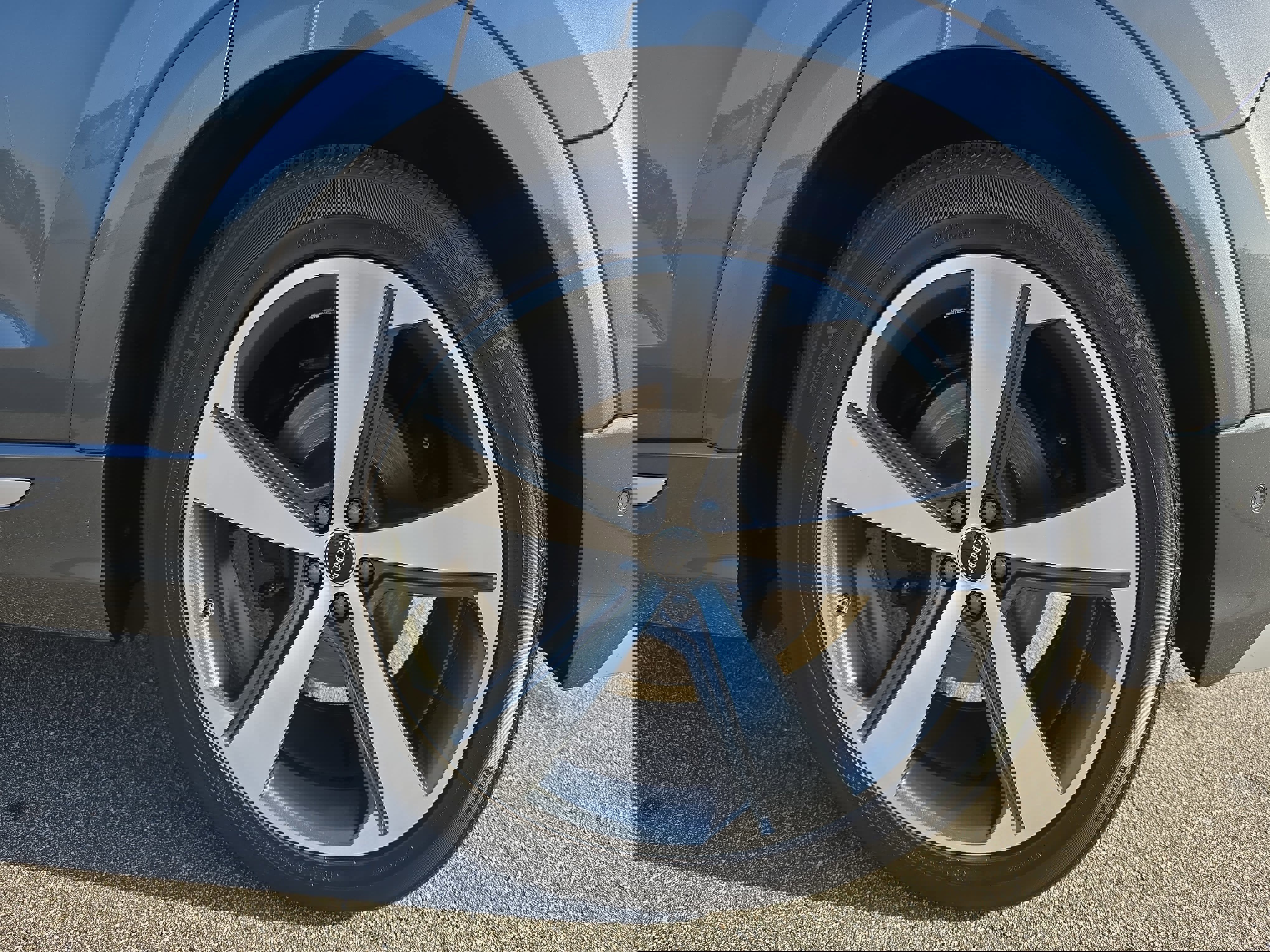 Used 2024 Audi SQ8 Prestige w/ Prestige Package image 31