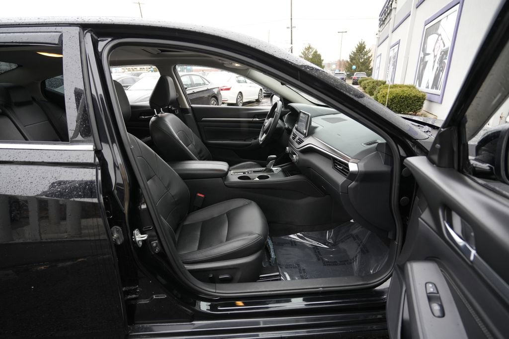 Used 2019 Nissan Altima 2.5 Platinum image 31