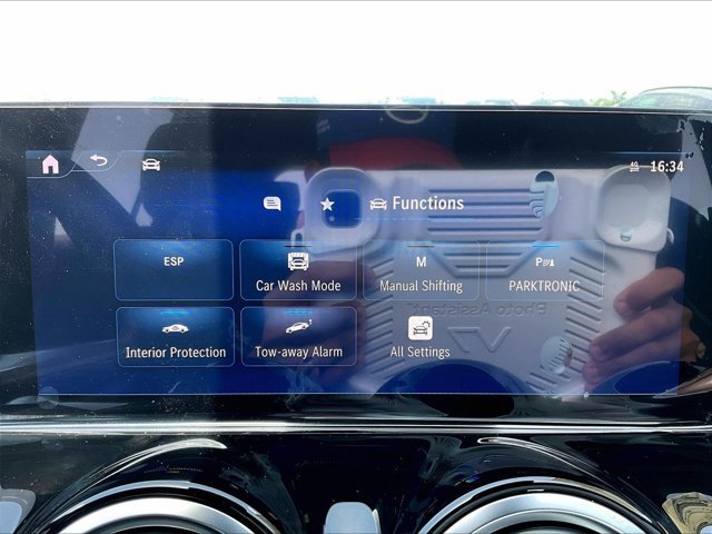 New 2026 Mercedes-Benz GLB 250 image 24