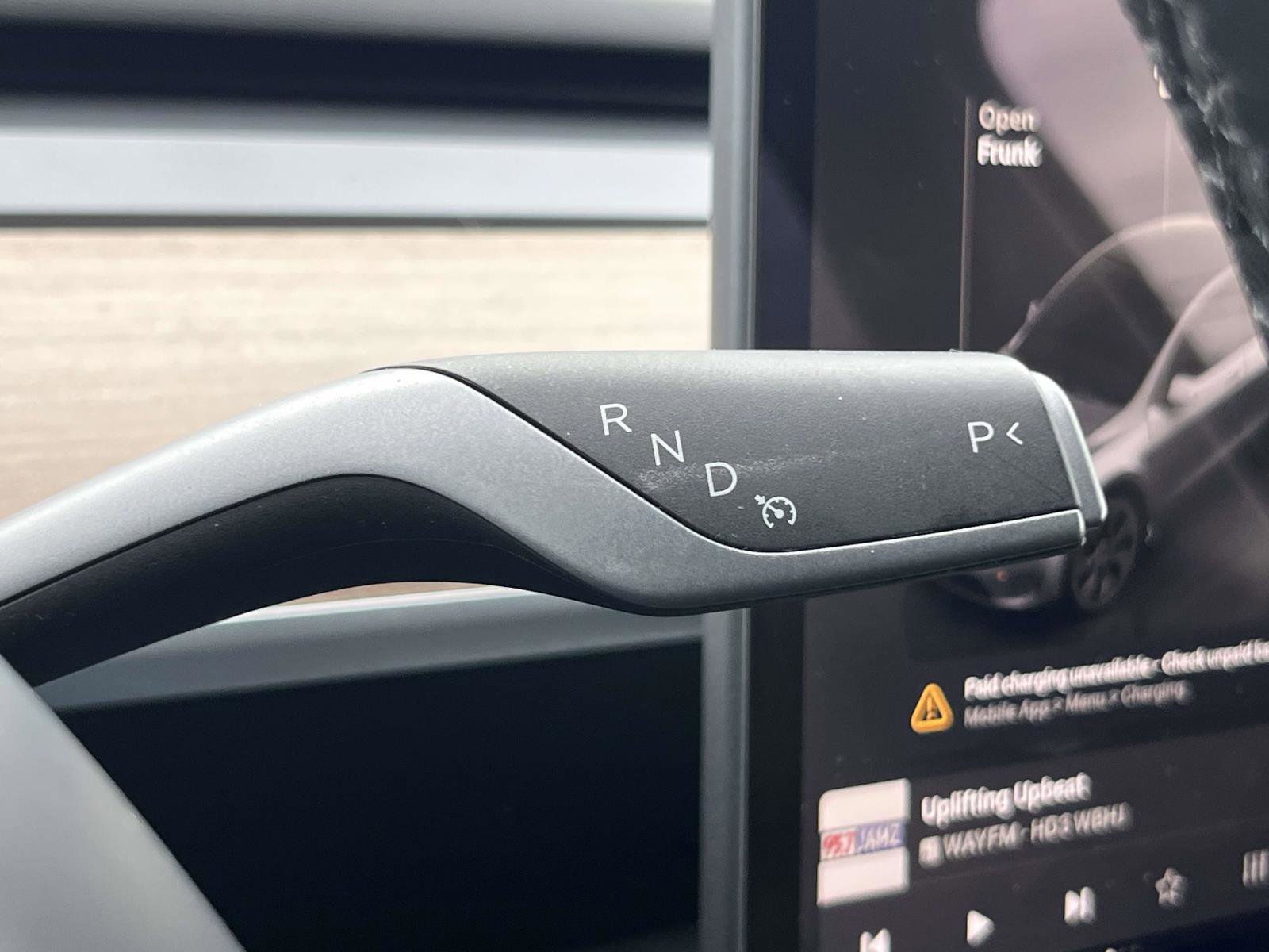 Used 2025 Tesla Model Y Long Range AWD/4WD image 23