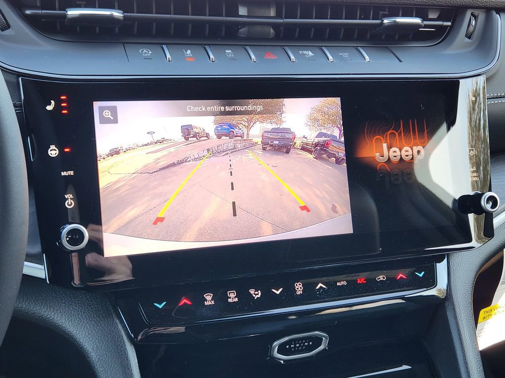 New 2026 Jeep Grand Cherokee Altitude RWD image 13