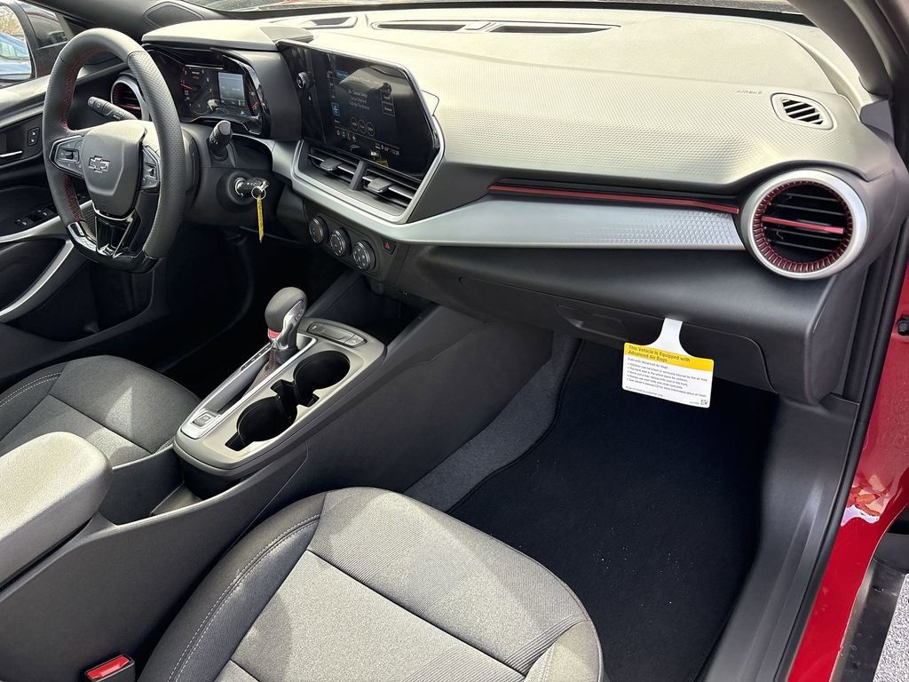 New 2026 Chevrolet Trax RS w/ Sunroof Package image 28