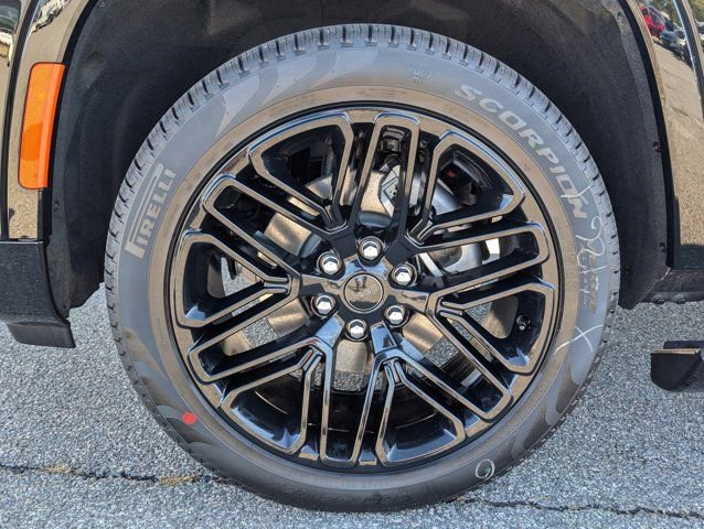 New 2026 Jeep Grand Wagoneer Limited image 13