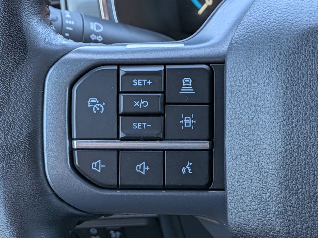 Used 2023 Ford F150 Lariat w/ Equipment Group 502A High image 27