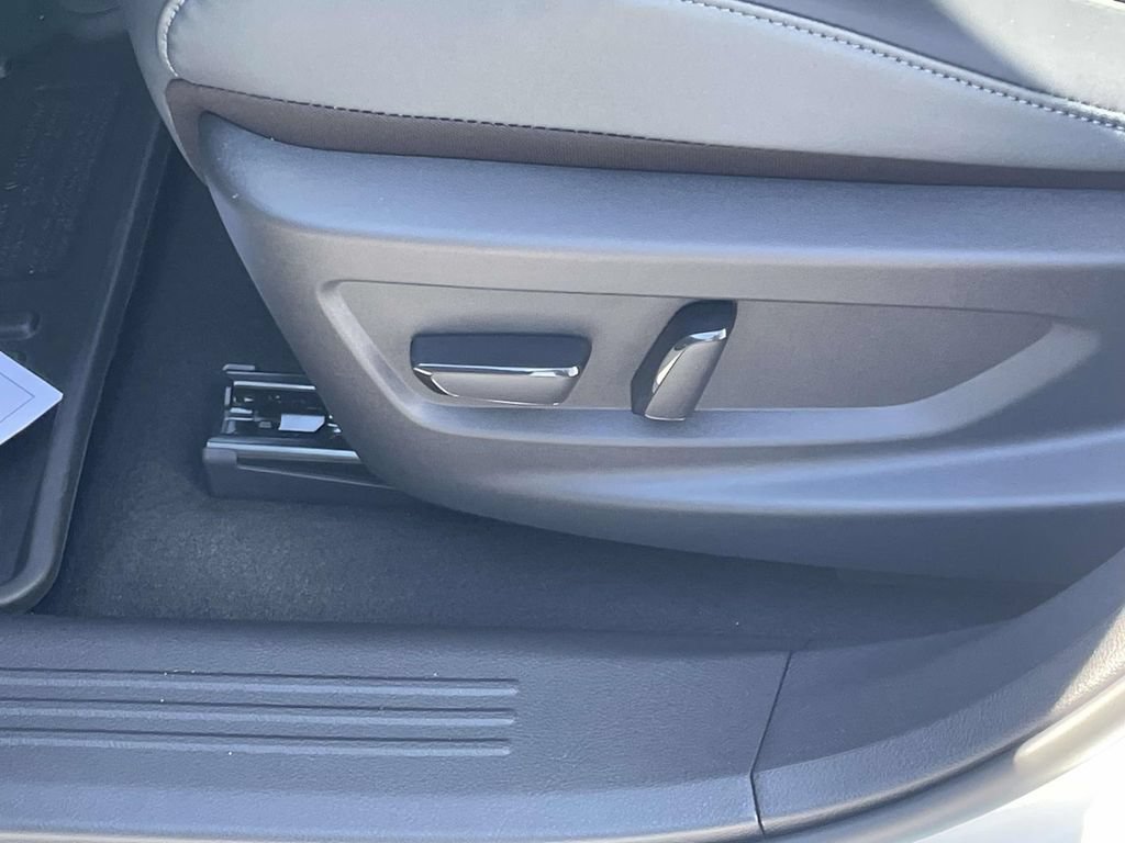 New 2026 Nissan Leaf SV+ w/ Floor Mat Package (SV+) FWD image 17