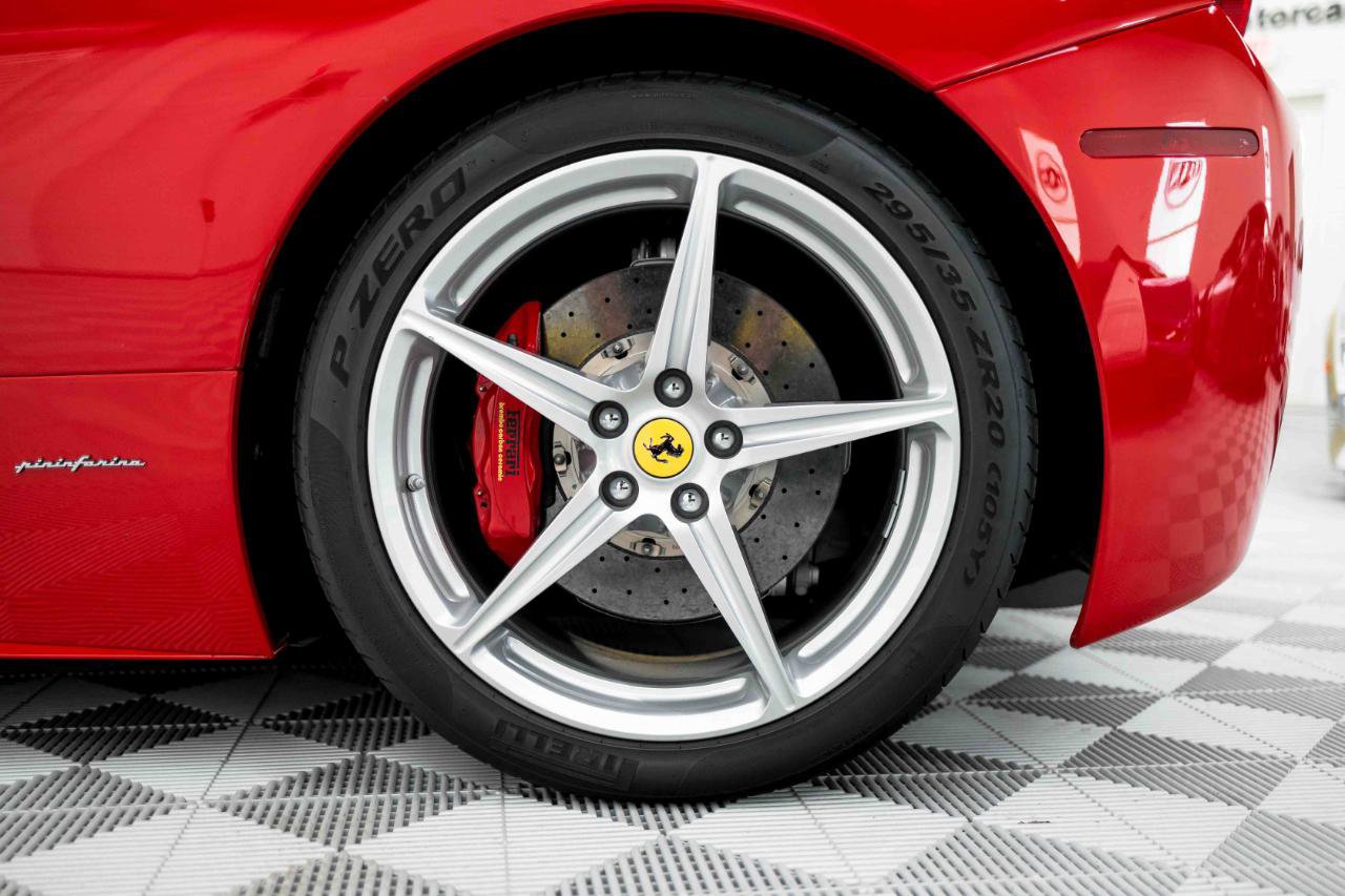 Used 2013 Ferrari 458 Spider RWD image 44