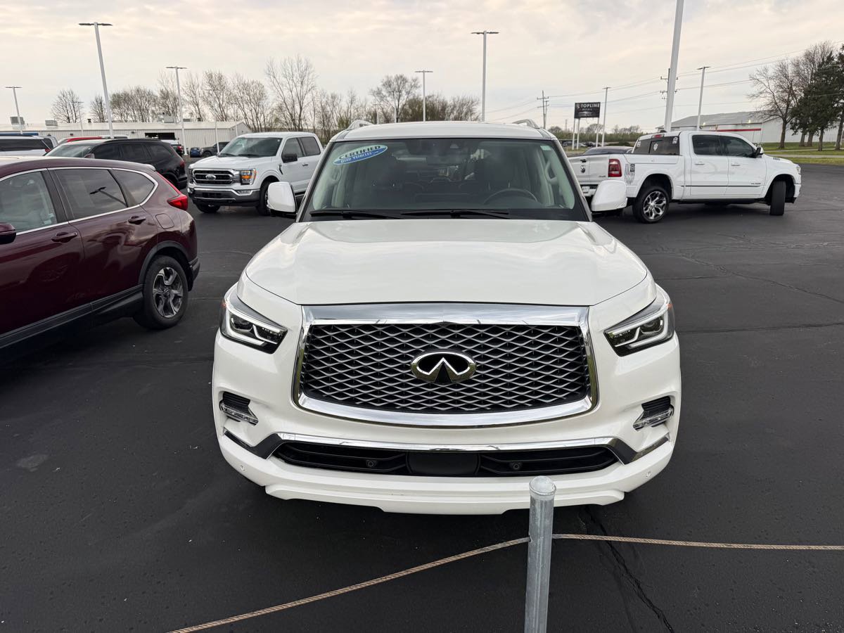 Used 2022 INFINITI QX80 Luxe w/ Cargo Package image 2