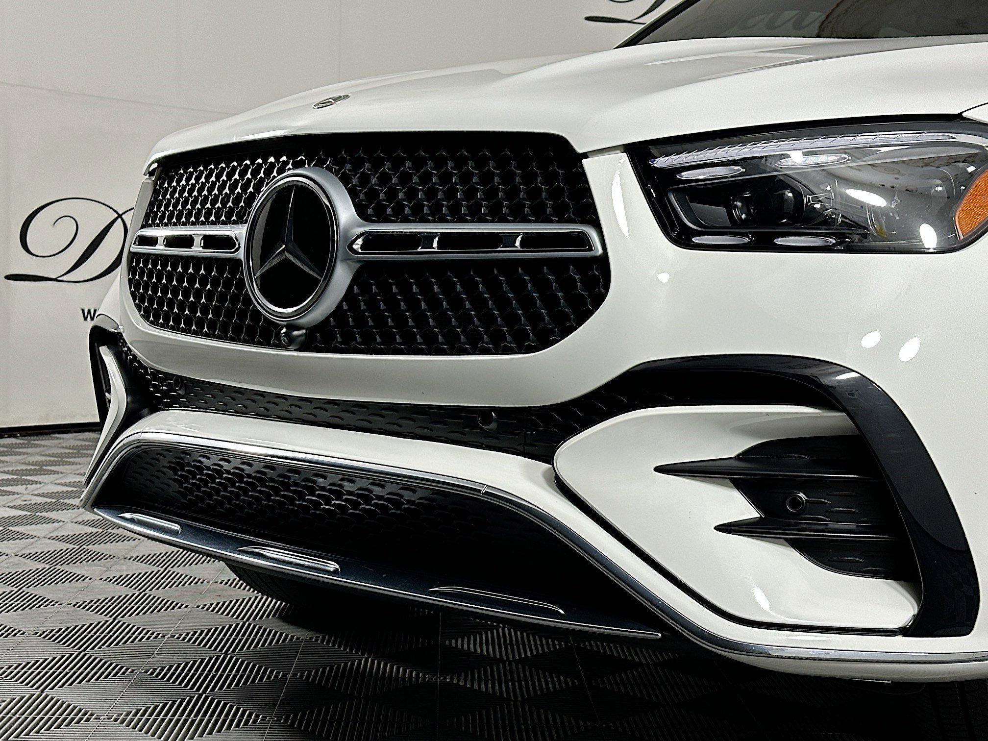 Used 2024 Mercedes-Benz GLE 450 4MATIC image 33