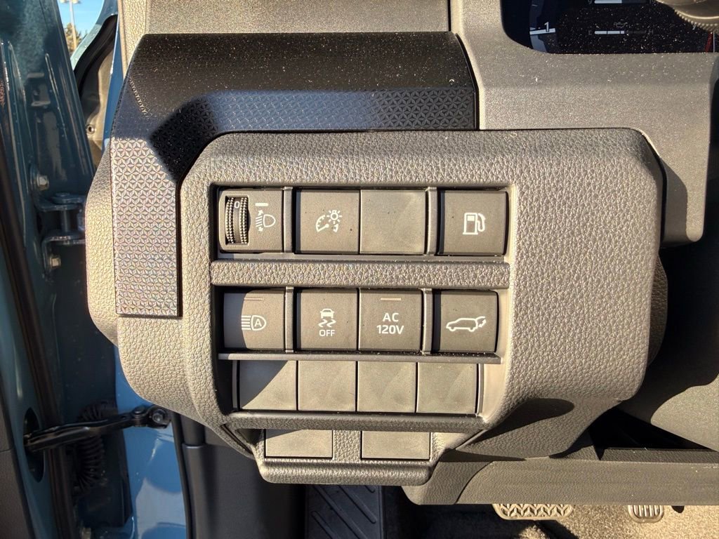 Used 2025 Toyota 4Runner Limited image 19