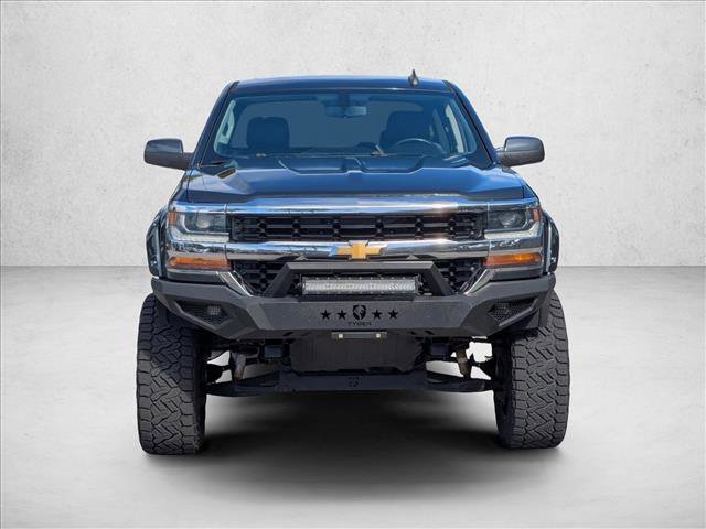 Used 2018 Chevrolet Silverado 1500 LT w/ Trailering Package image 2
