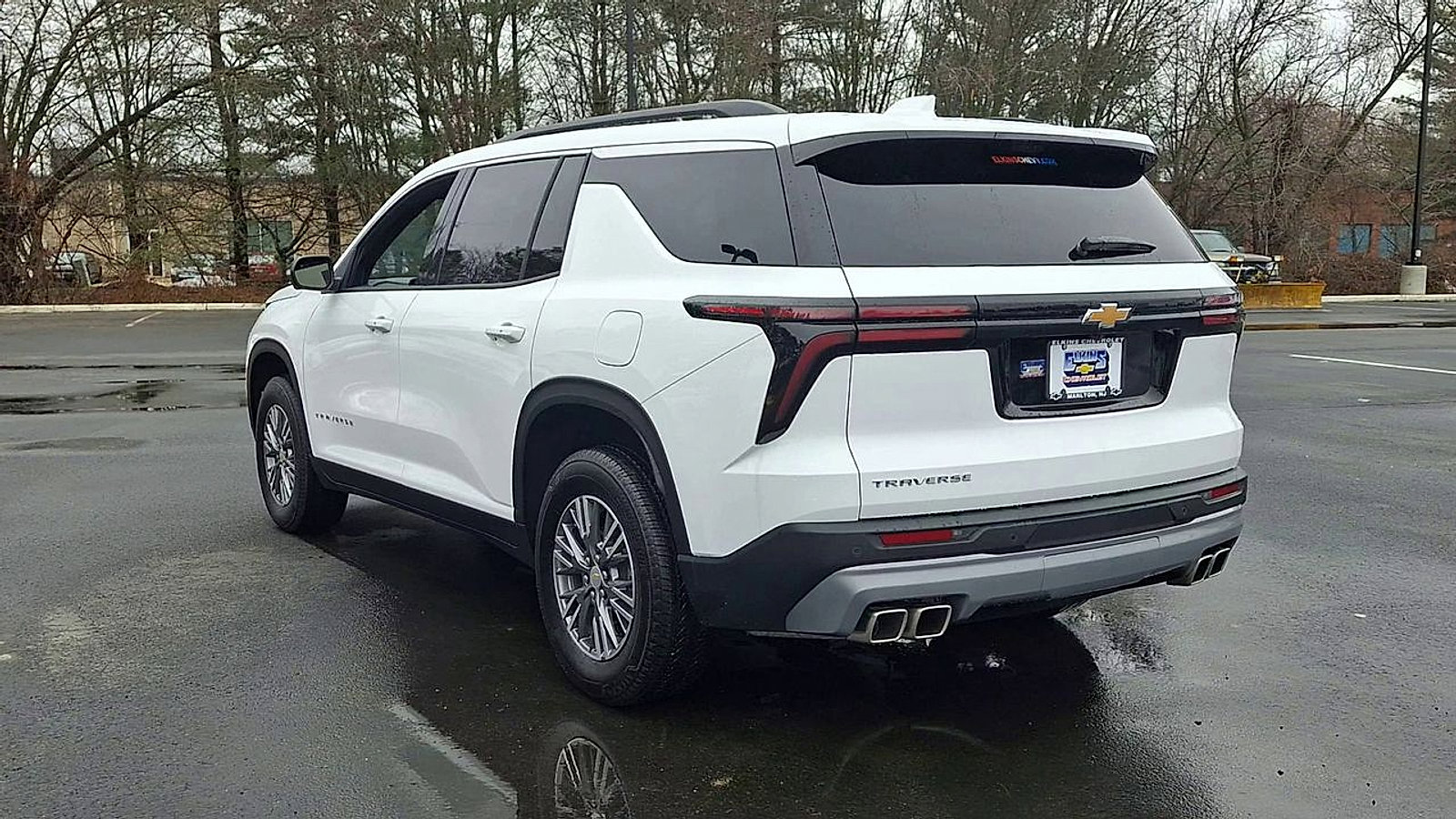New 2026 Chevrolet Traverse LT w/ Driver Confidence Package FWD image 9