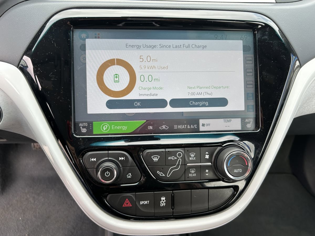 Used 2017 Chevrolet Bolt LT image 10