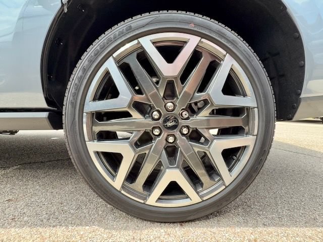 New 2027 Ford Expedition Max Platinum w/ Platinum Ultimate Package AWD/4WD image 34
