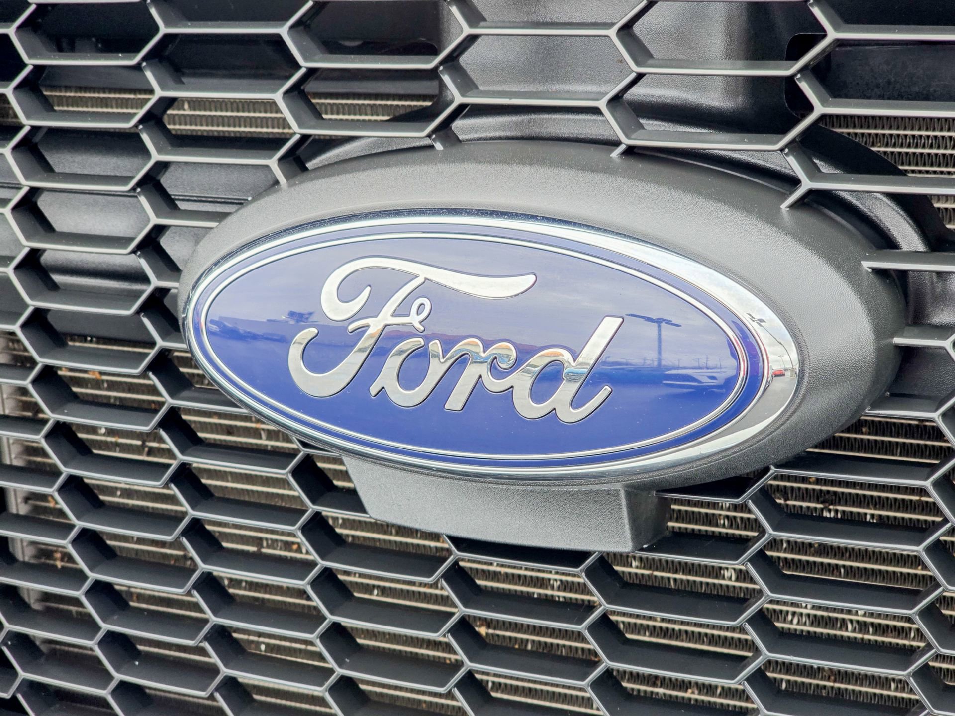 Used 2023 Ford Transit 350 XLT video 3