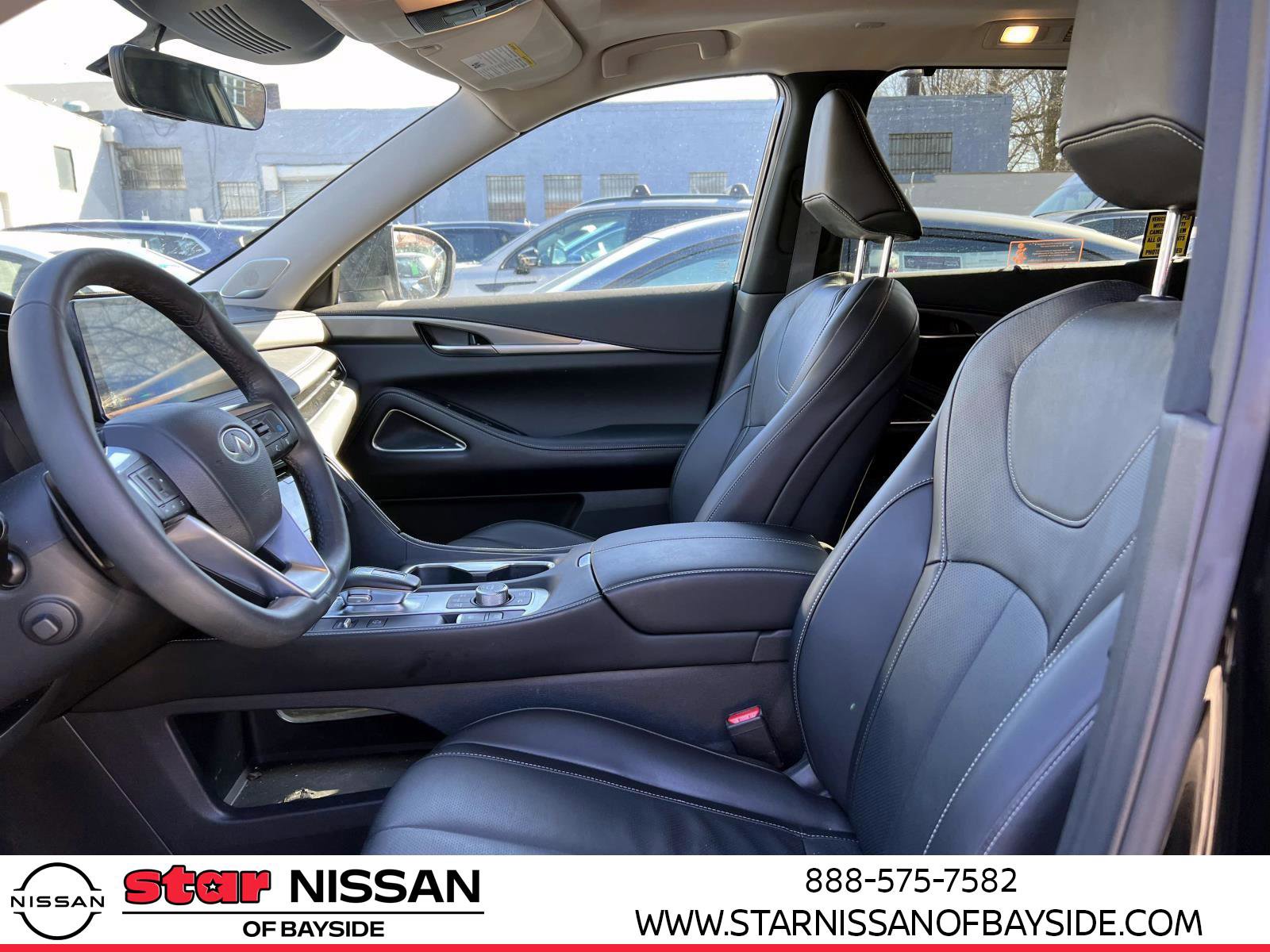 Used 2025 INFINITI QX60 Luxe w/ Cargo Package image 13