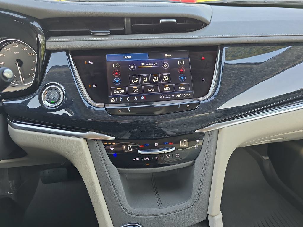 Certified 2024 Cadillac XT6 Premium Luxury w/ LPO, Floor Liner Package AWD/4WD image 23
