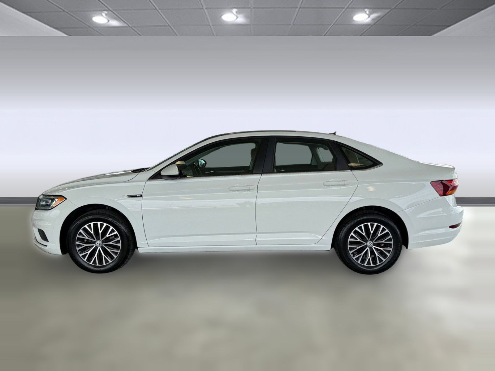 Used 2019 Volkswagen Jetta SEL image 2