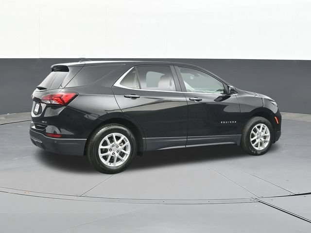 Used 2024 Chevrolet Equinox LT AWD/4WD image 16