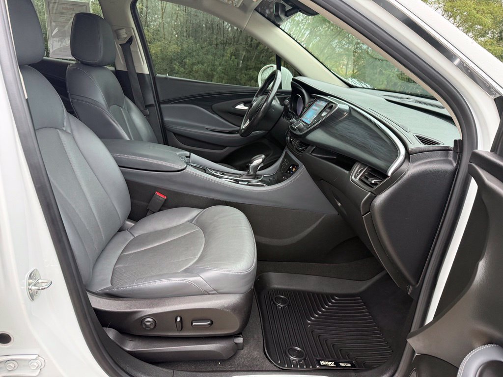 Used 2019 Buick Envision Essence FWD image 23