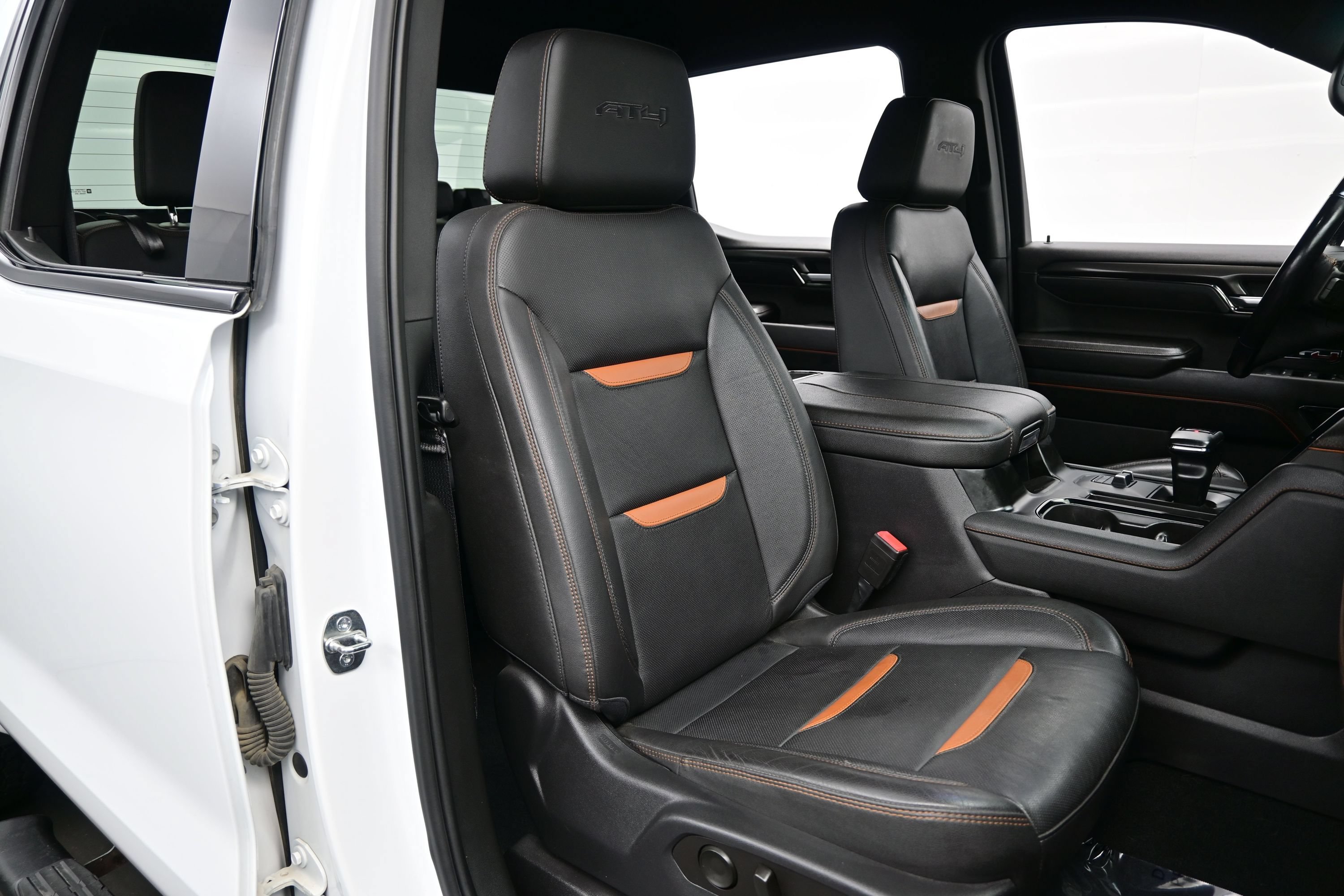Used 2023 GMC Sierra 1500 AT4 AWD/4WD image 15