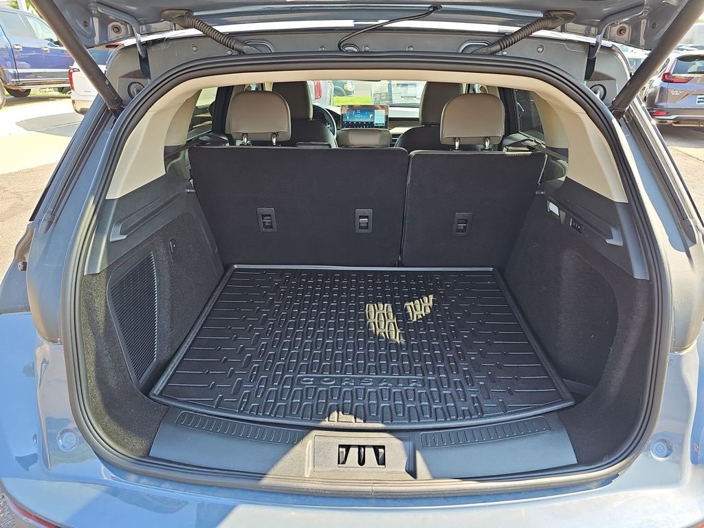 New 2025 Lincoln Corsair Reserve image 15