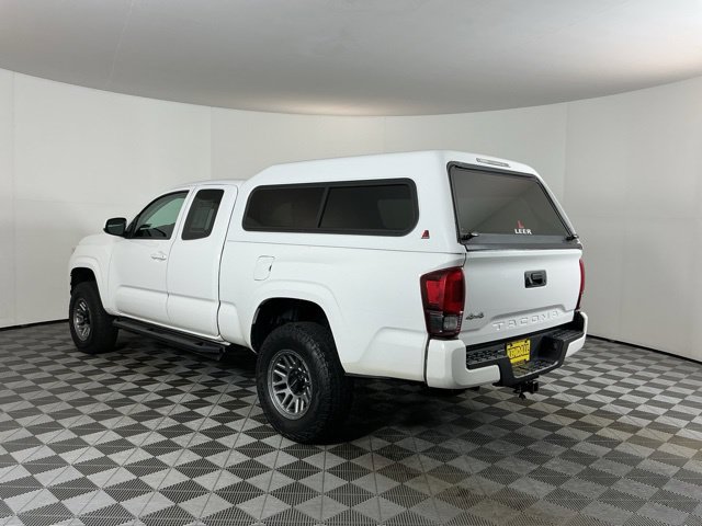 Used 2019 Toyota Tacoma SR w/ SR Convenience Package AWD/4WD image 6