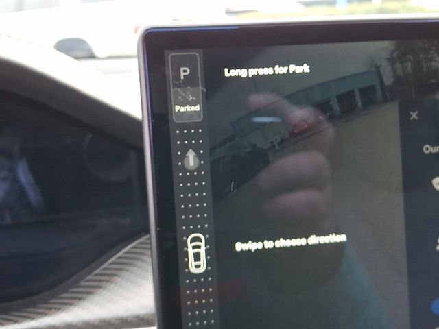 Used 2021 Tesla Model S Plaid image 19