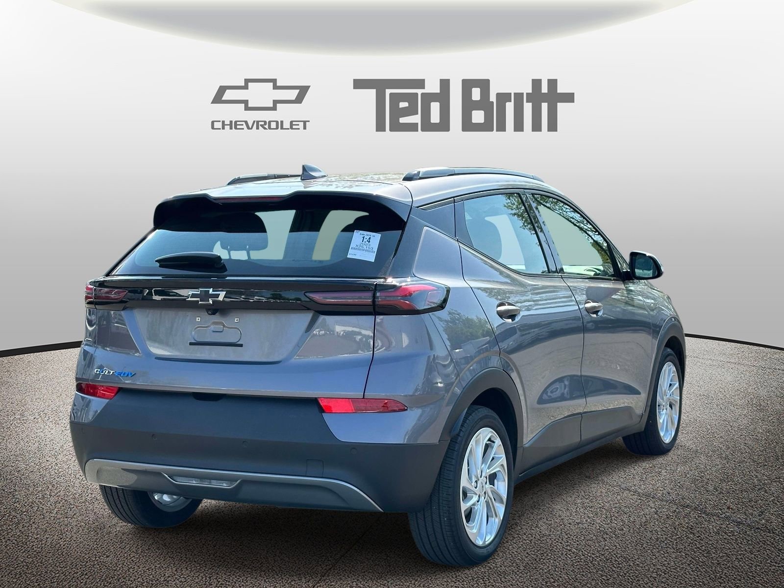 Used 2023 Chevrolet Bolt EUV LT w/ Driver Confidence Package FWD image 4