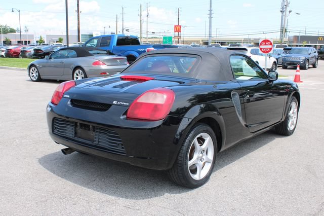 Used 2001 Toyota MR2 RWD image 29