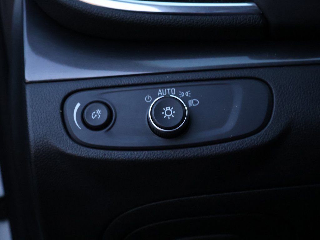 Used 2018 Buick Encore Preferred FWD image 42