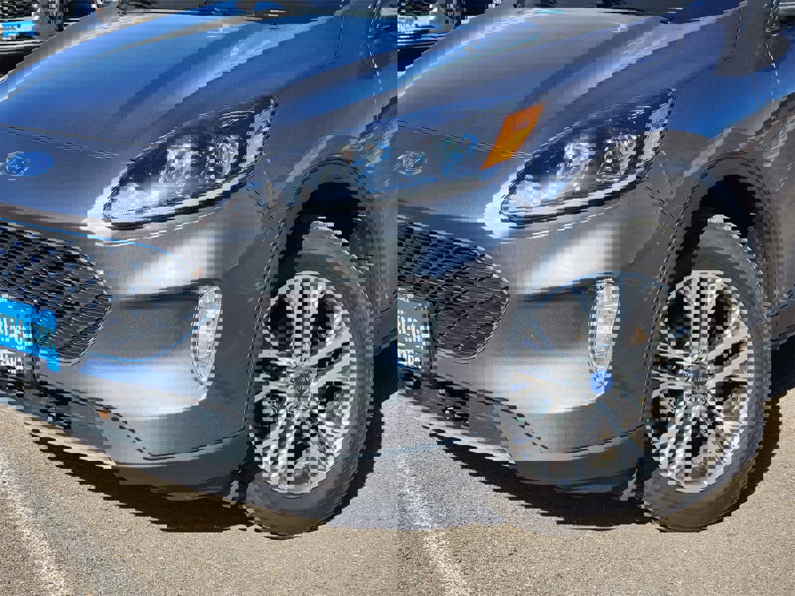 Used 2021 Ford Escape SEL image 2