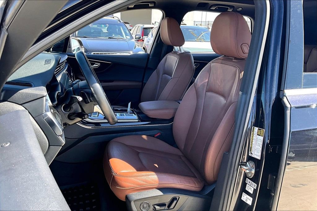 Used 2021 Audi Q7 2.0T Premium w/ Convenience Package image 31