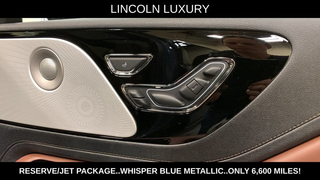 Used 2025 Lincoln Aviator Reserve w/ Equipment Group 201A AWD/4WD image 12
