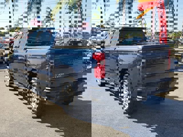 Used 2023 Chevrolet Silverado 1500 Custom image 5