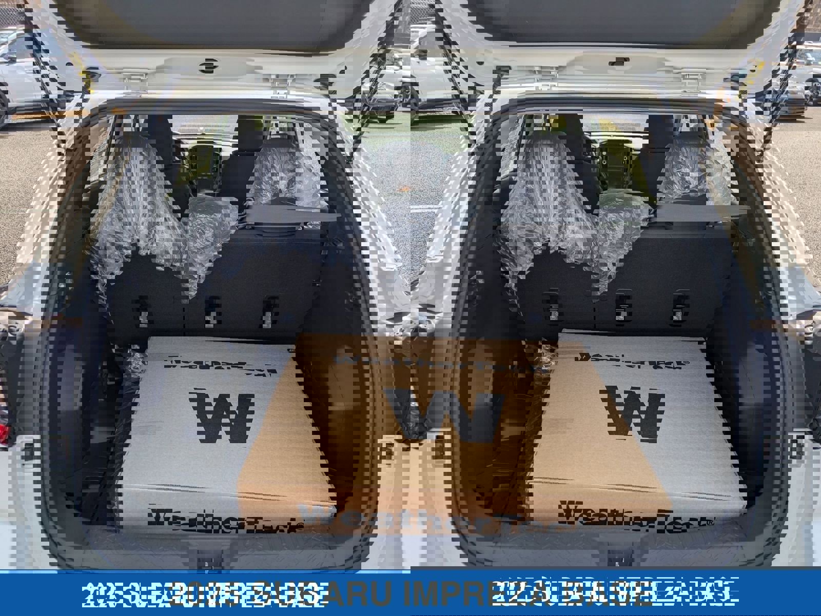 Certified 2025 Subaru Impreza 2.0i image 17