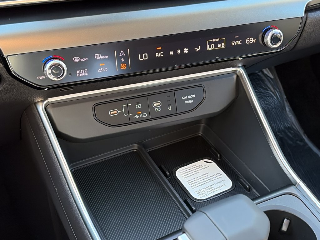 New 2027 Kia Carnival EX FWD image 22