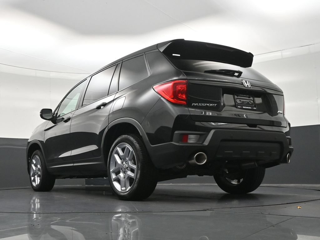 Used 2025 Honda Passport EX-L image 27
