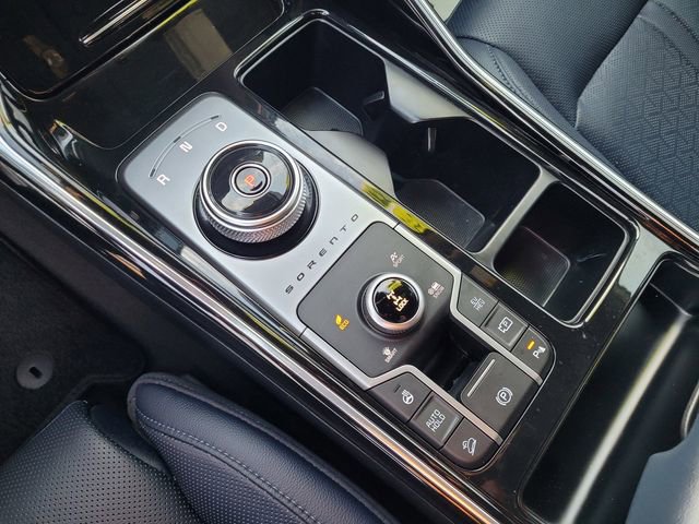 Used 2023 Kia Sorento SX Prestige image 17